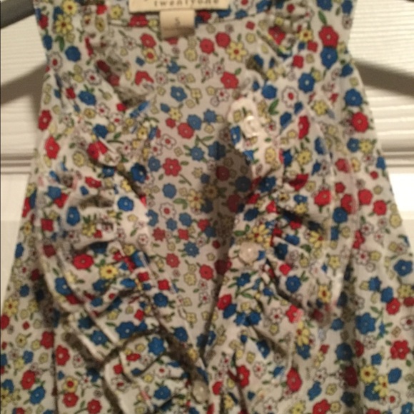 Twentyone Ruffled Front Top - Picture 2 of 2